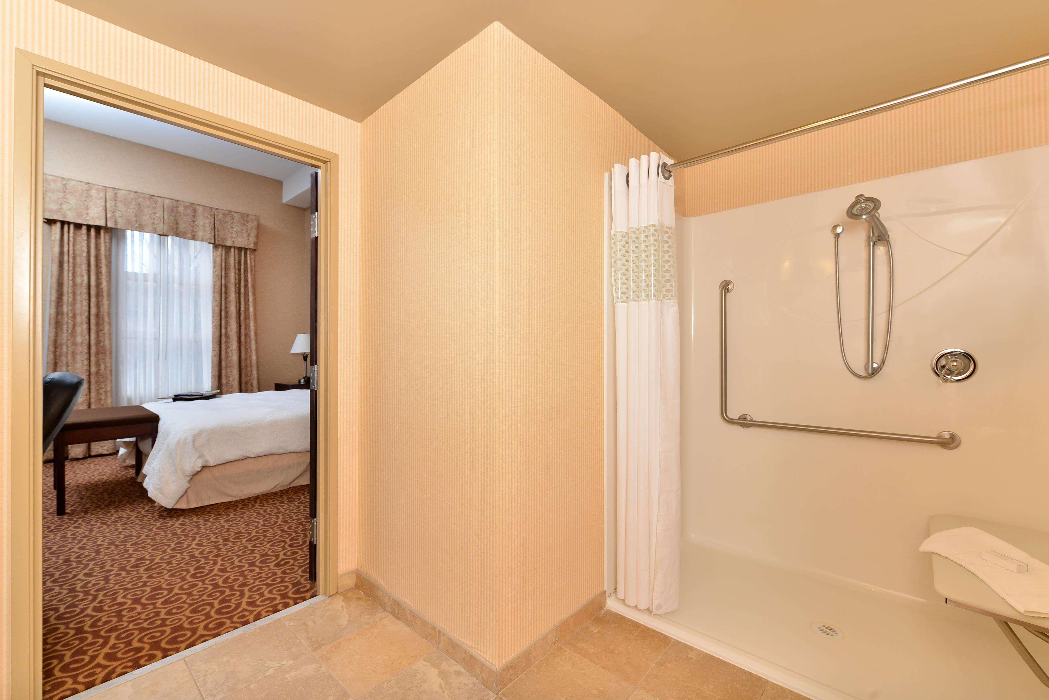 Hampton Inn & Suites By Hilton Edmonton International Airport Leduc Exteriör bild