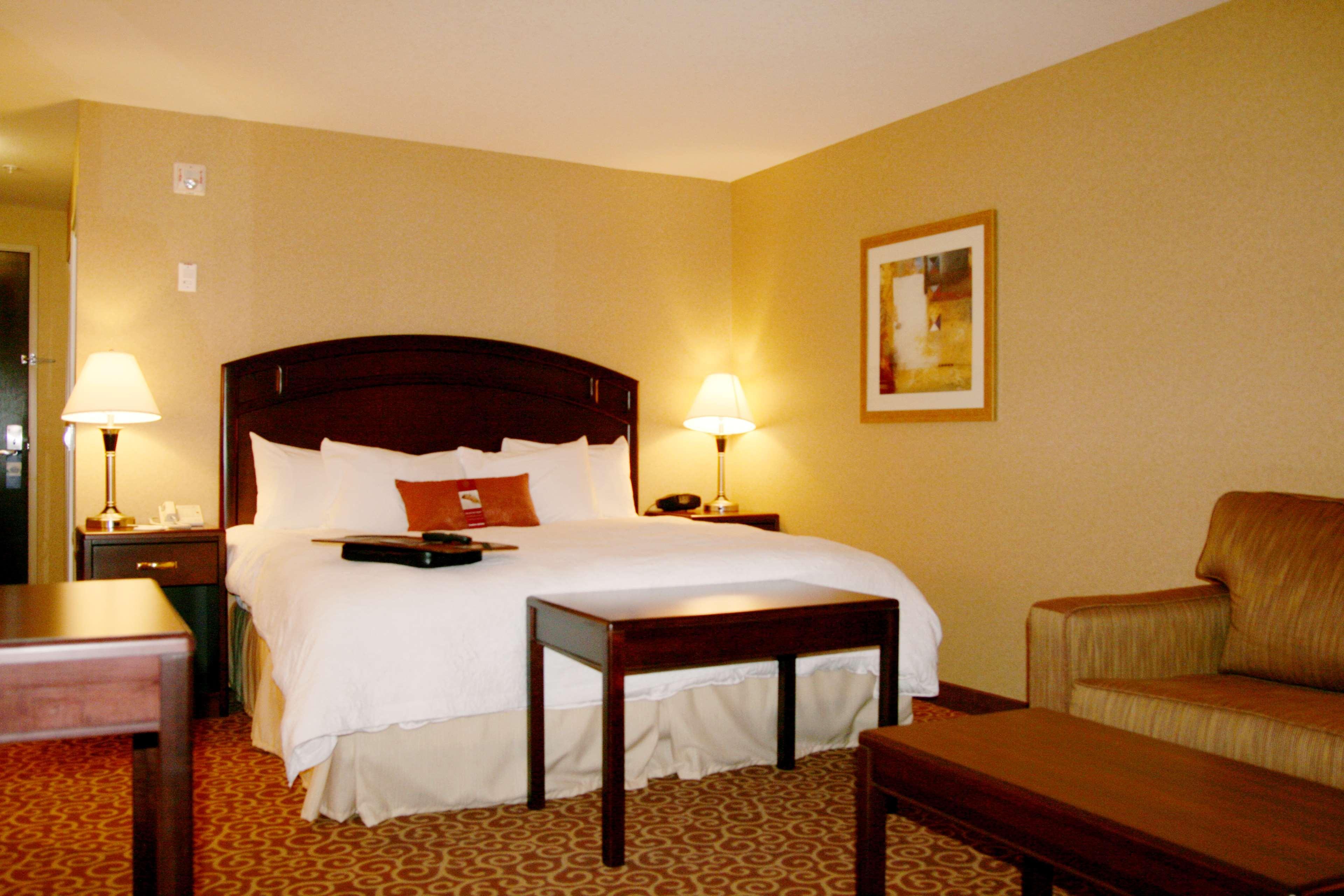 Hampton Inn & Suites By Hilton Edmonton International Airport Leduc Exteriör bild