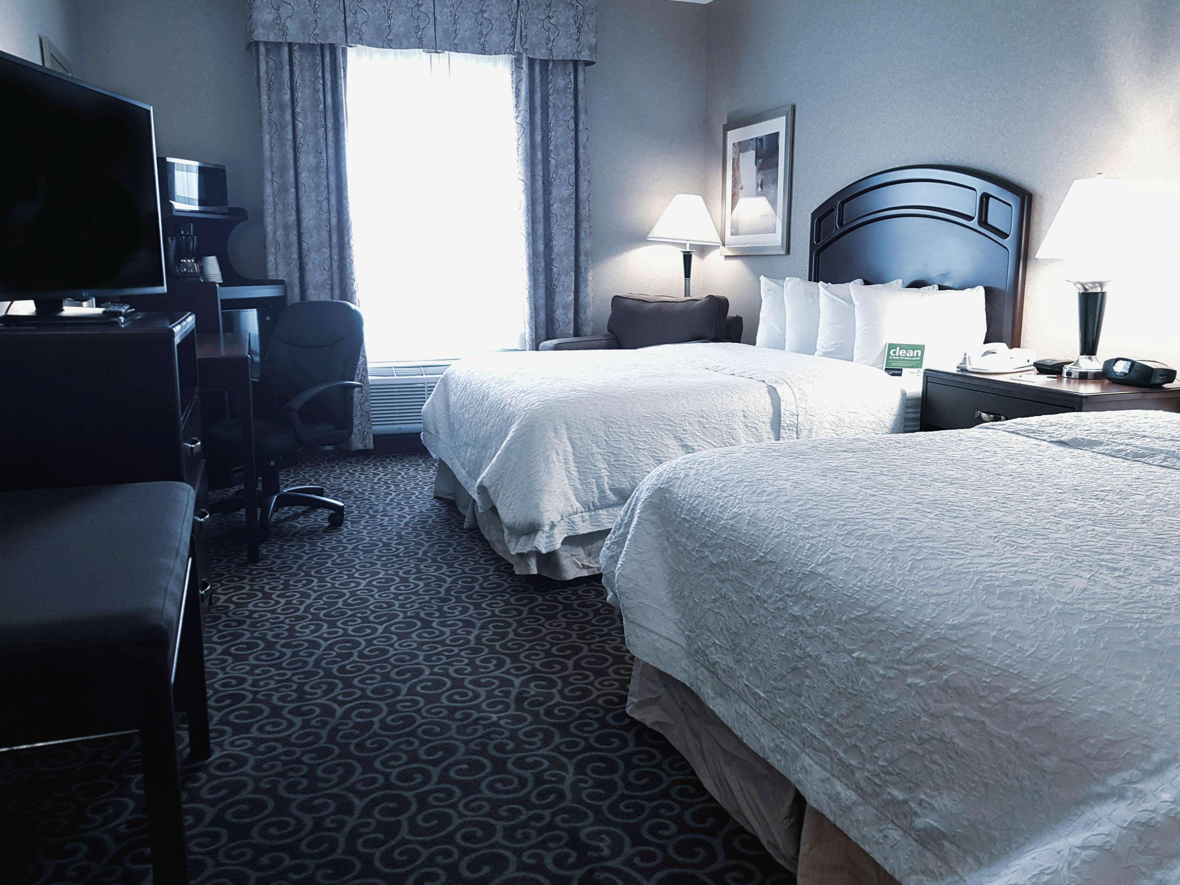 Hampton Inn & Suites By Hilton Edmonton International Airport Leduc Exteriör bild
