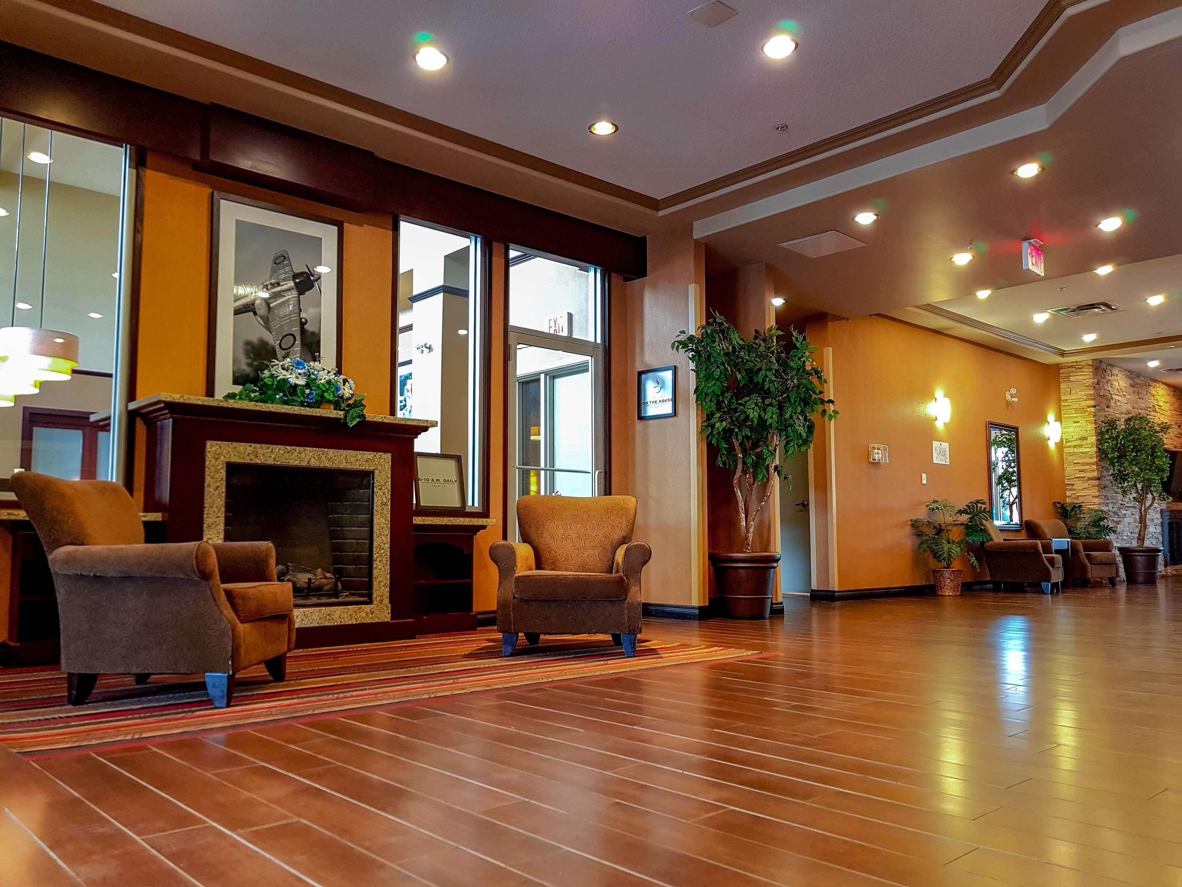 Hampton Inn & Suites By Hilton Edmonton International Airport Leduc Exteriör bild